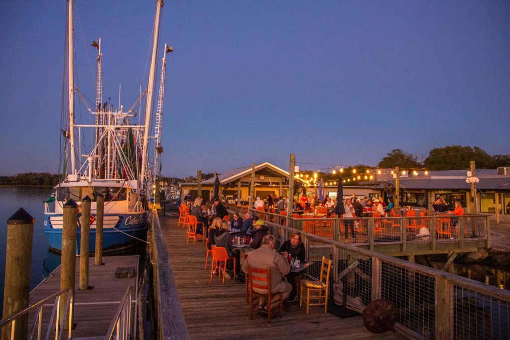 Hudson’s Seafood House on the Docks